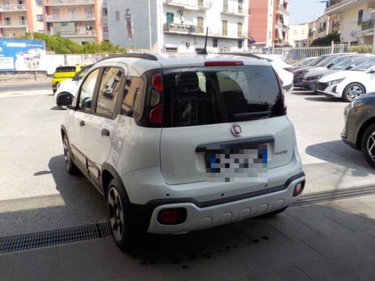 Fiat Pandina 1.0 firefly hybrid s&s 65cv (13)