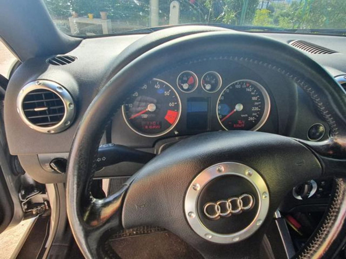 Audi TT Coupé 1.8 T 20V 225 CV cat quattro (11)