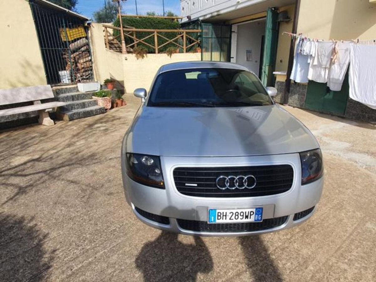 Audi TT Coupé 1.8 T 20V 225 CV cat quattro (2)