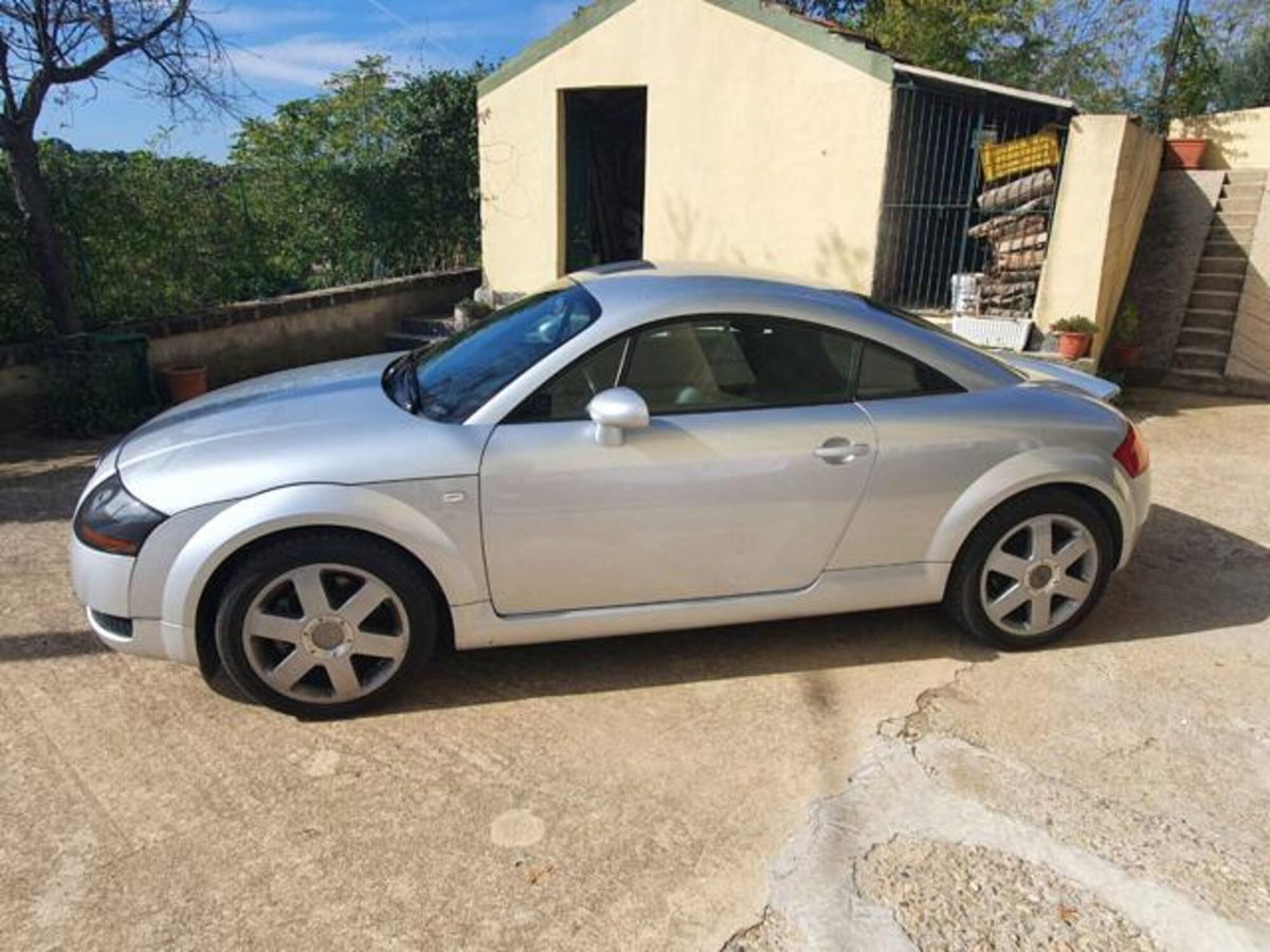 Audi TT Coupé 1.8 T 20V 225 CV cat quattro (4)