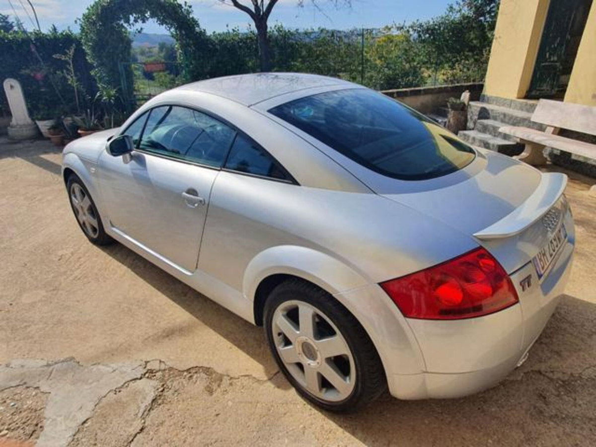 Audi TT Coupé 1.8 T 20V 225 CV cat quattro (5)