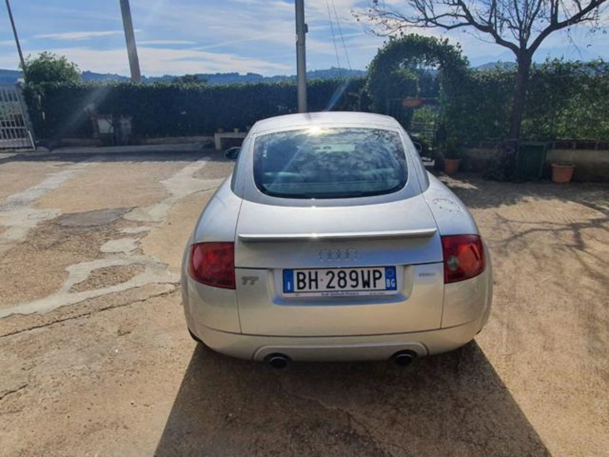 Audi TT Coupé 1.8 T 20V 225 CV cat quattro (6)
