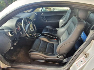 Audi TT Coupé 1.8 T 20V 225 CV cat quattro (9)