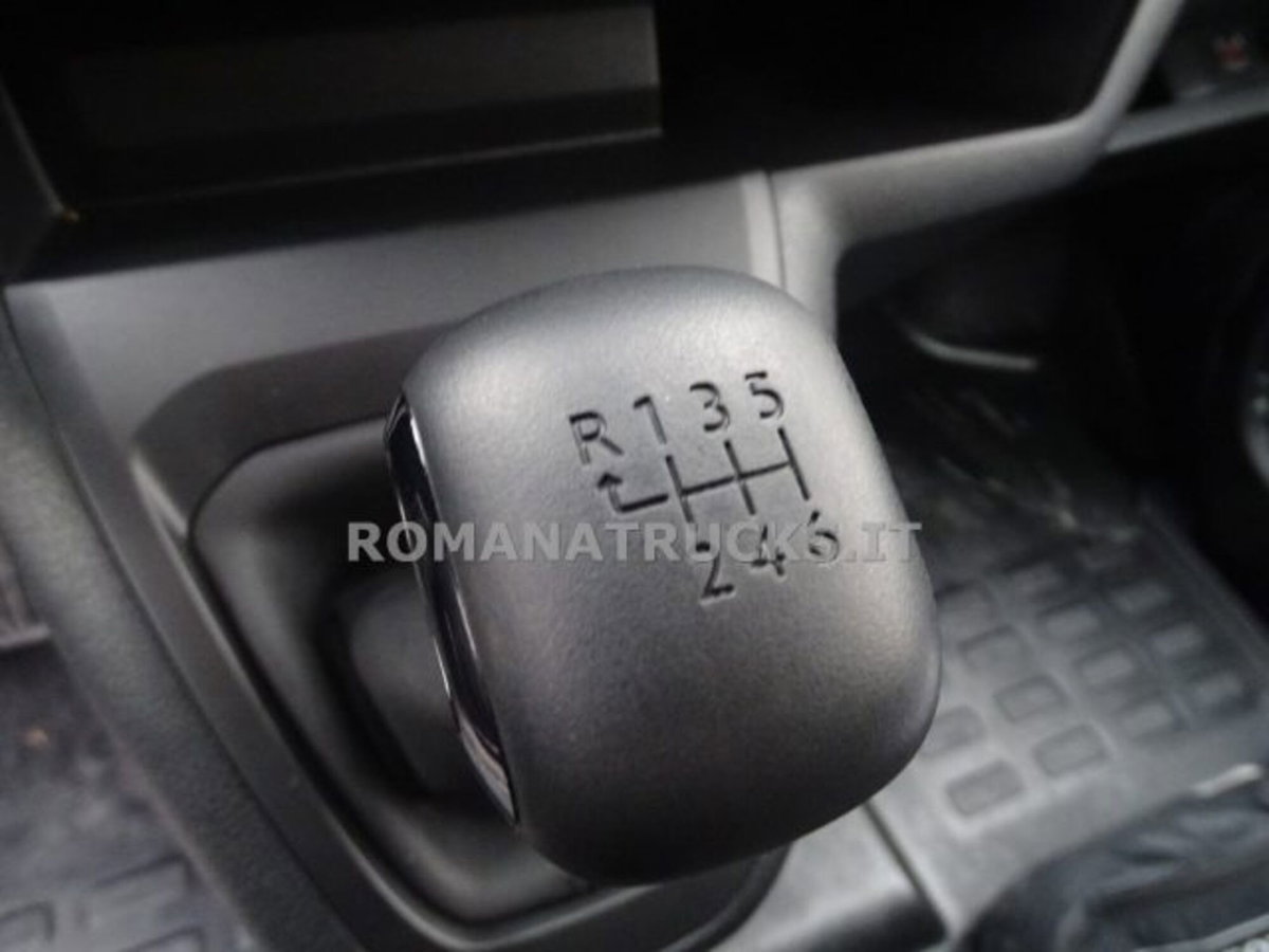 Peugeot Expert Furgone std 1.5 diesel 120cv S&S (17)