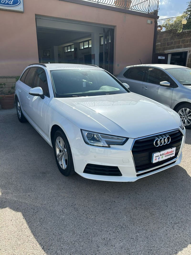 Audi A4 Avant 30 TDI S tronic S line edition