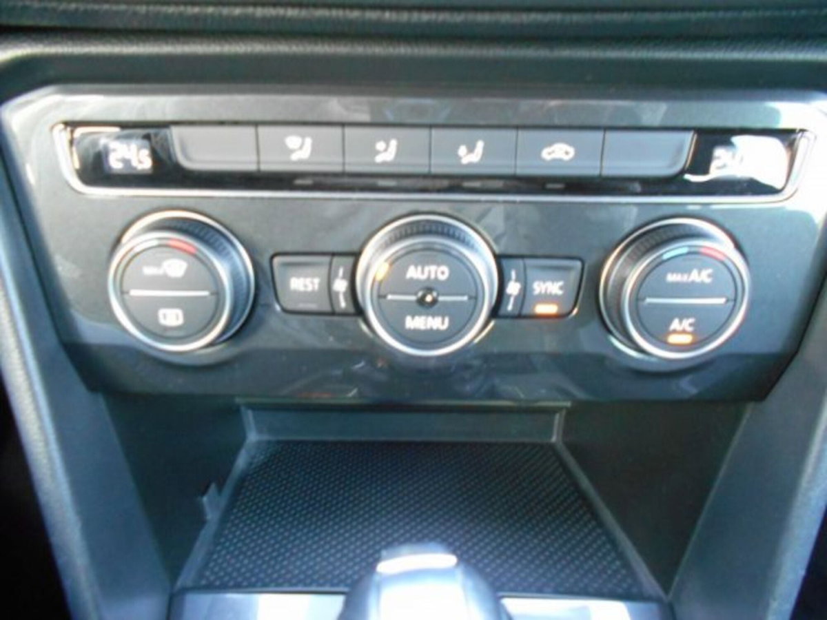 Volkswagen Tiguan Allspace 2.0 TDI SCR DSG 4MOTION Business BMT (12)