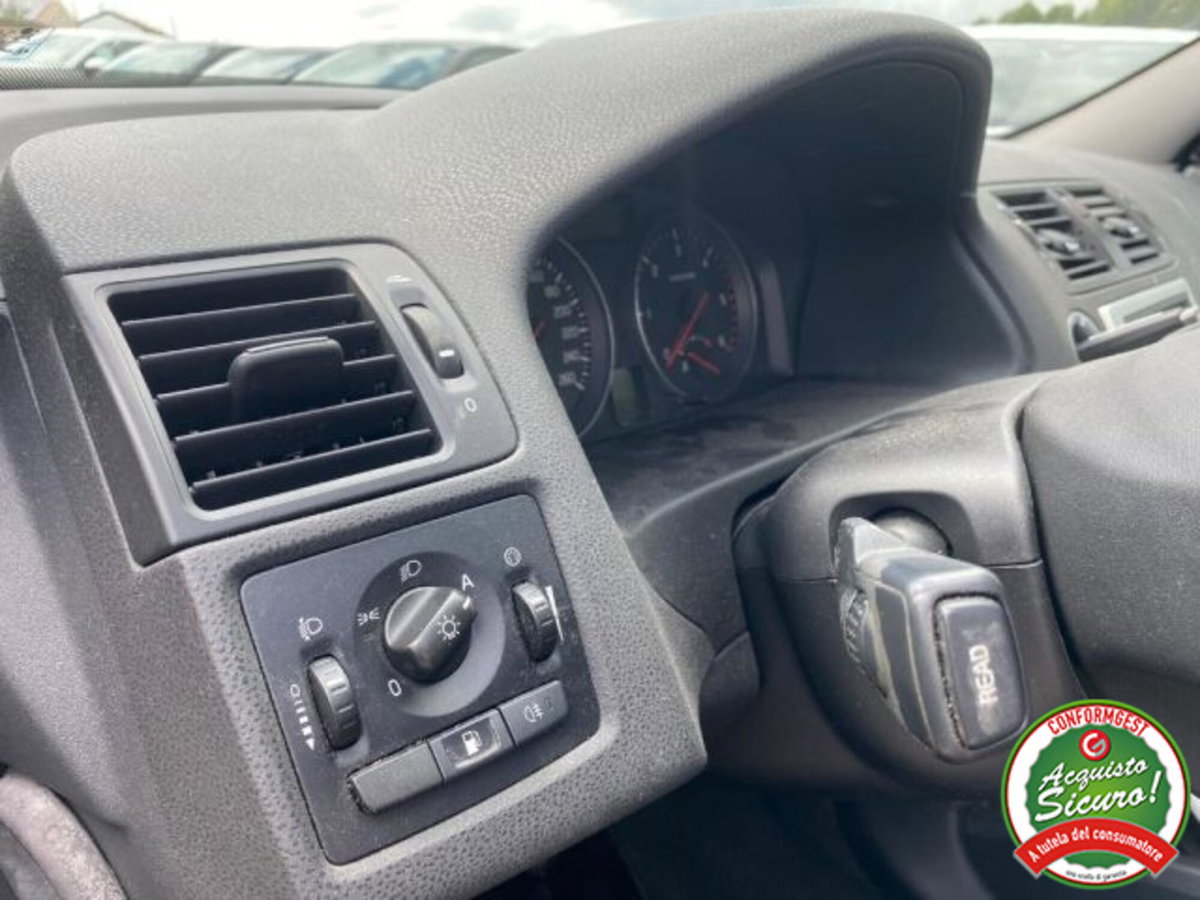Volvo V50 D2 POLAR PLUS (8)