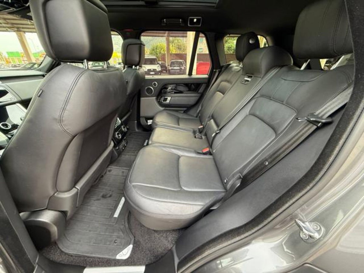 Land Rover Range Rover 3.0 TDV6 Vogue (14)