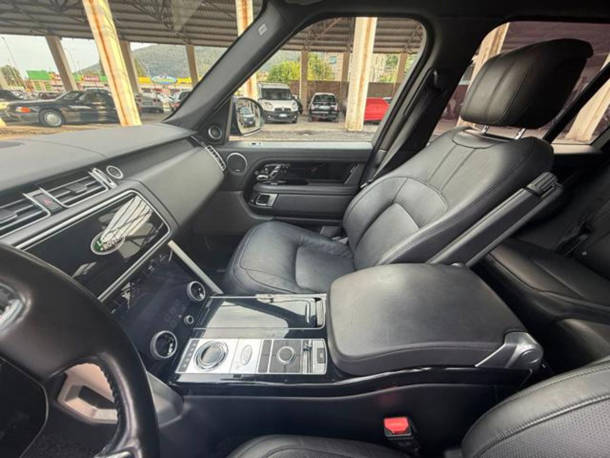 Land Rover Range Rover 3.0 TDV6 Vogue (20)