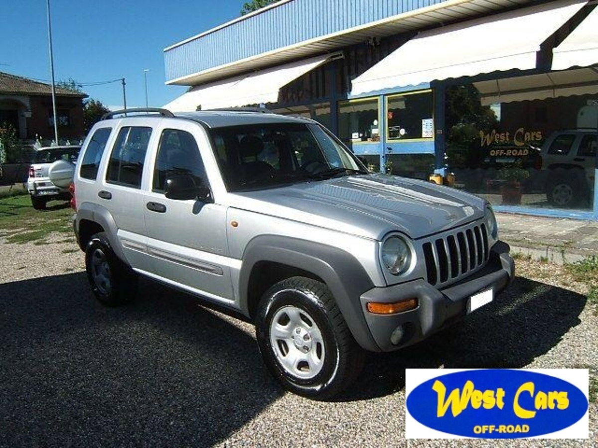 Jeep Cherokee 2.5 CRD Sport