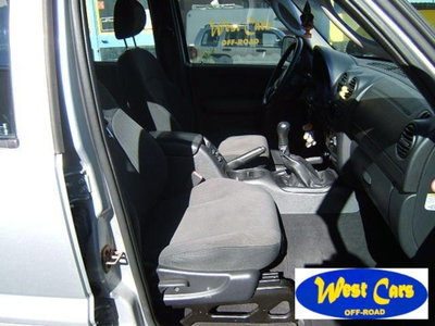 Jeep Cherokee 2.5 CRD Sport (10)