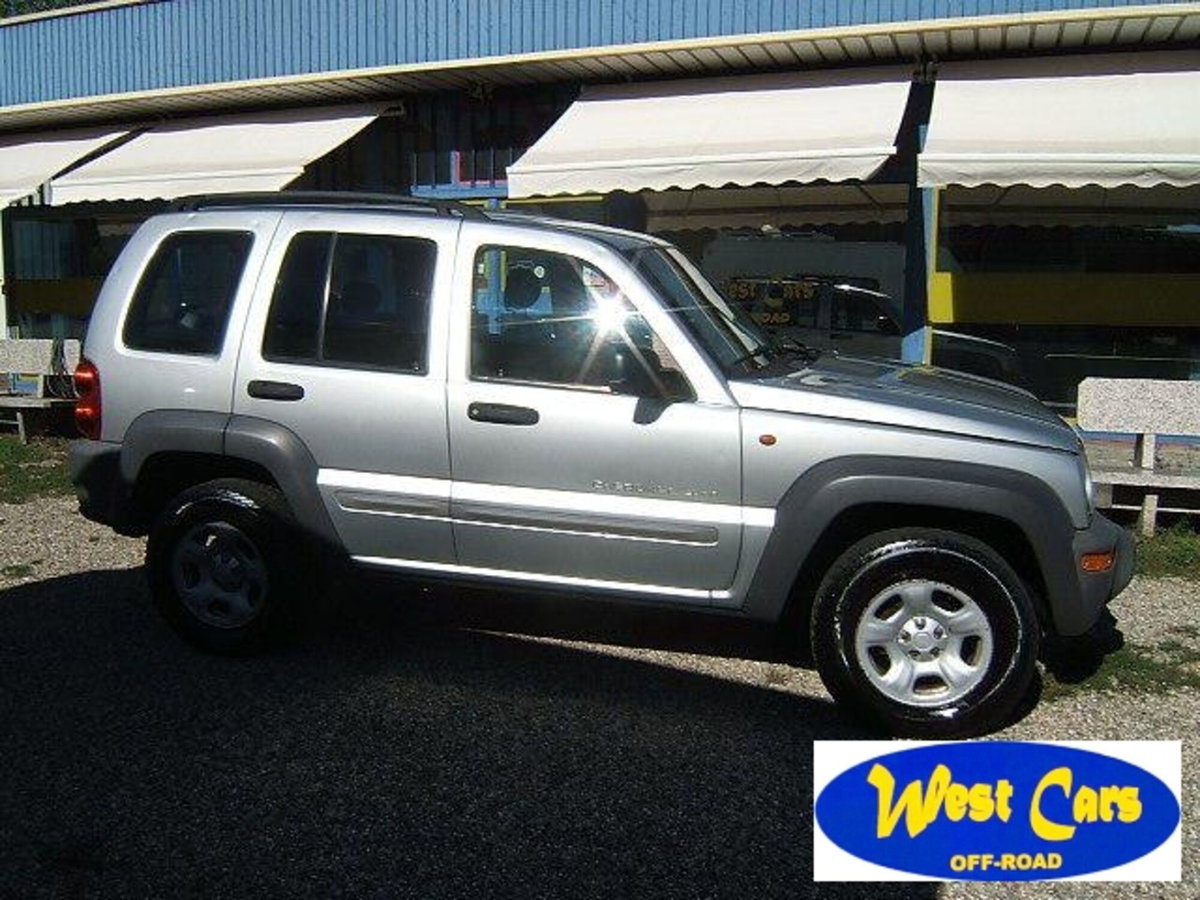 Jeep Cherokee 2.5 CRD Sport (4)