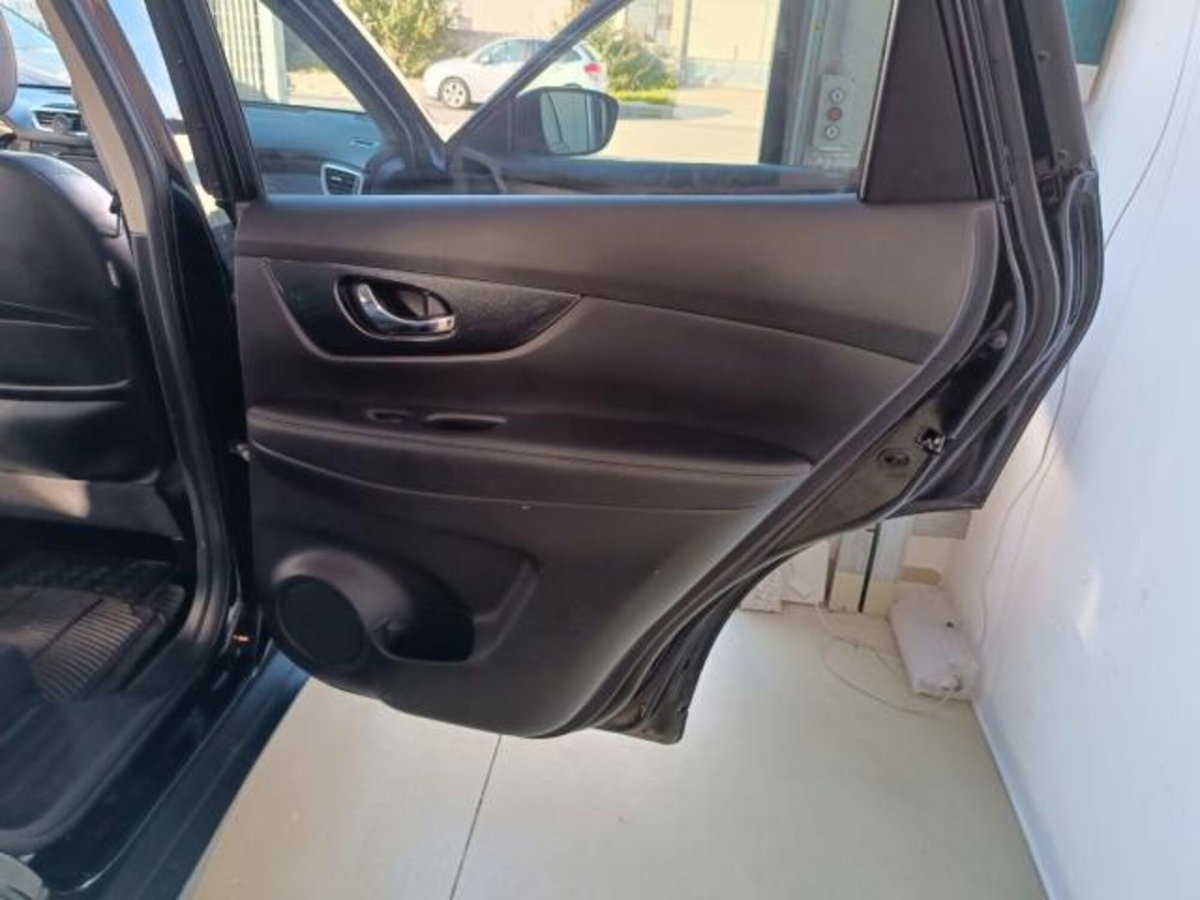 Nissan X-Trail 1.6 dCi 2WD Visia (18)
