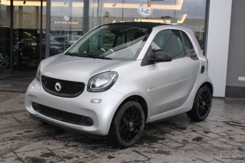 smart Fortwo EQ Pureblack