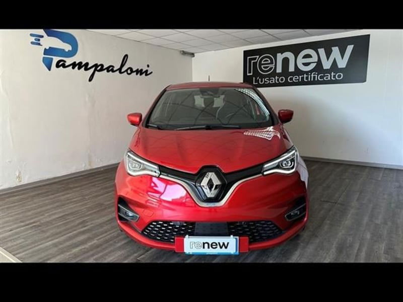 Renault Zoe Iconic R135 qstomize van