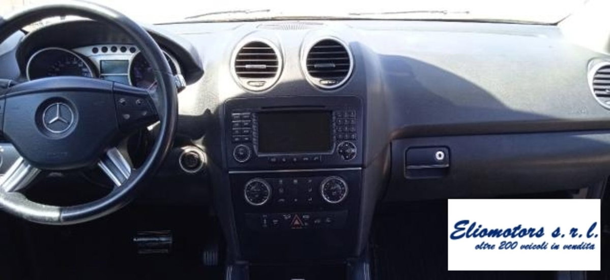 Mercedes-Benz Classe ML 320 CDI (5)