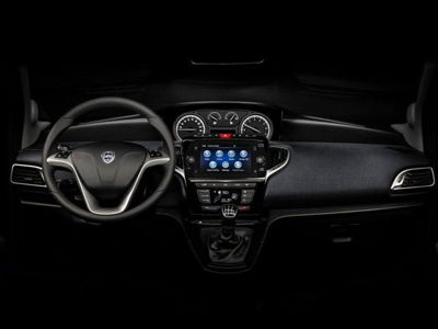 Lancia Ypsilon 1.2 69 CV 5 porte GPL Ecochic 30th Anniversary nuova