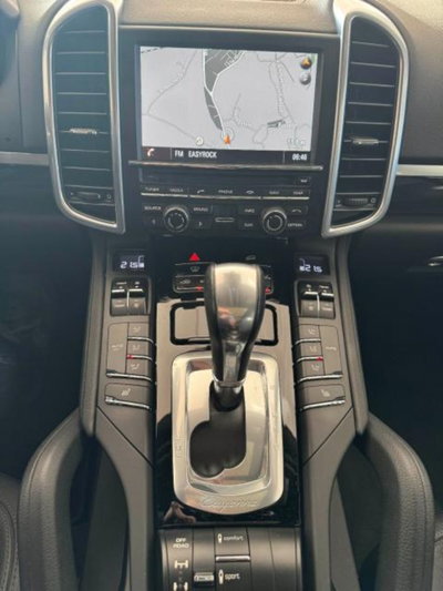 Porsche Cayenne 3.0 Diesel Platinum Edition (14)