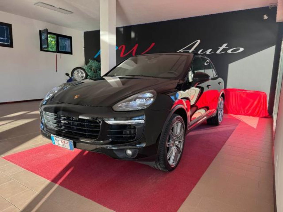 Porsche Cayenne 3.0 Diesel Platinum Edition (8)