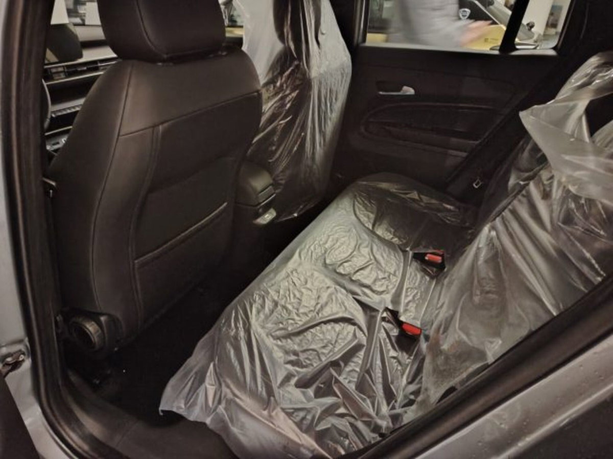 Jeep Avenger 1.2 turbo Summit fwd 100cv (5)