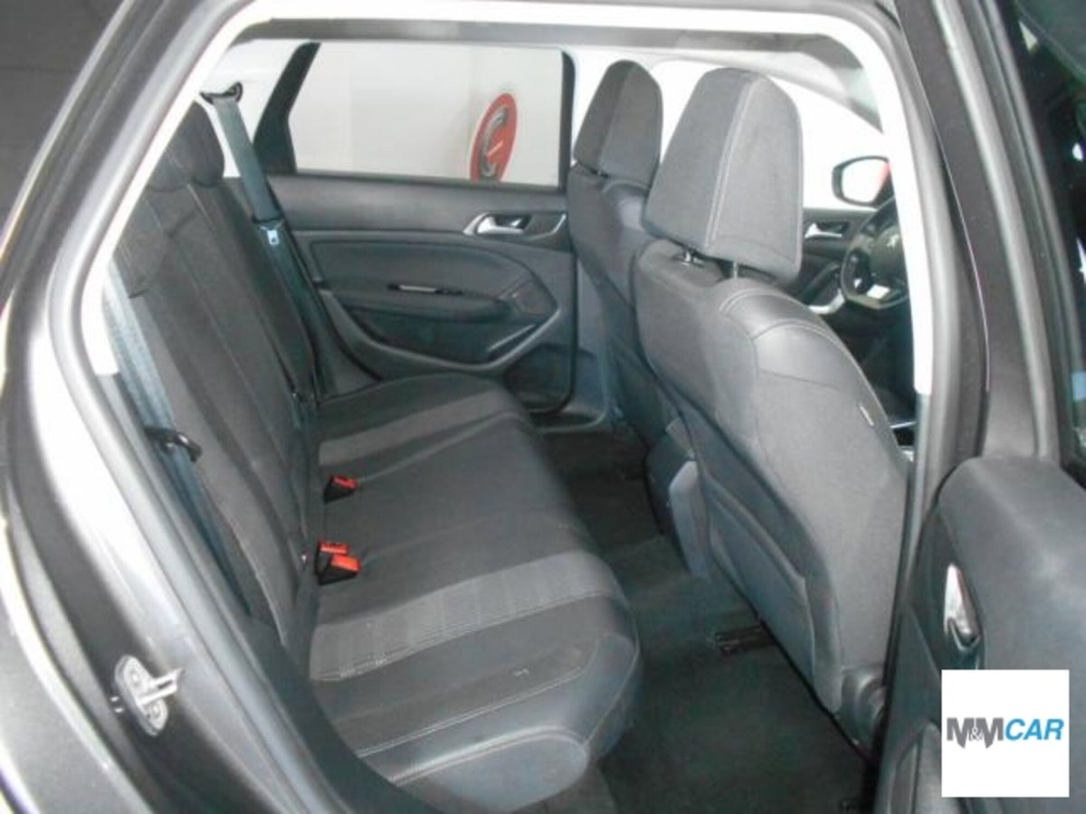 Peugeot 308 SW PureTech Turbo 130 S&S EAT8 Allure Pack (13)