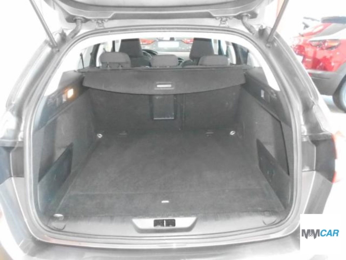 Peugeot 308 SW PureTech Turbo 130 S&S EAT8 Allure Pack (15)