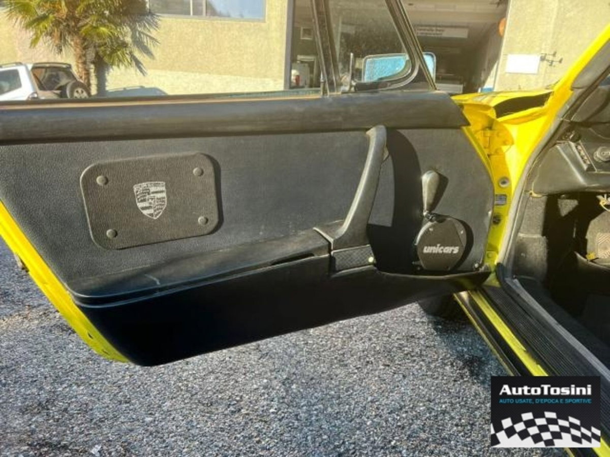 Porsche 911 Cabrio Carrera 4 (6)