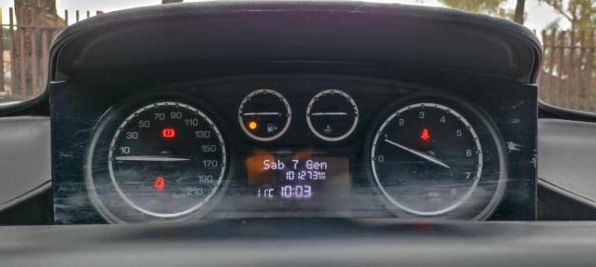Lancia Ypsilon 1.2 69 CV 5 porte Gold (8)