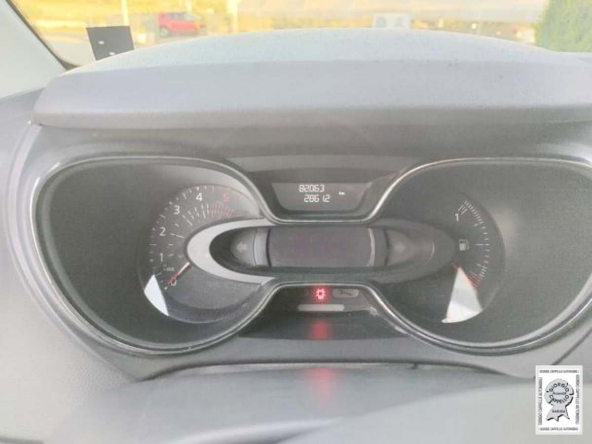 Renault Captur 1.5 dCi 8V 90 CV Start&Stop Life (6)
