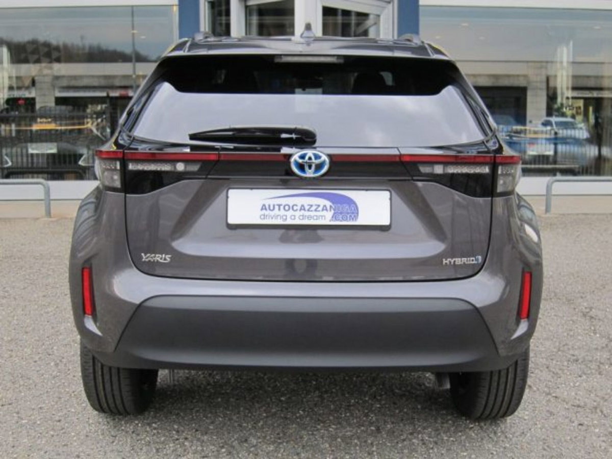 Toyota Yaris Cross Lounge fwd 130cv e-cvt (11)