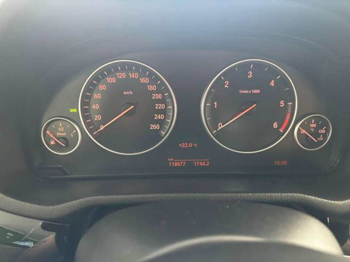 BMW X4 xDrive20d Business Advantage (15)