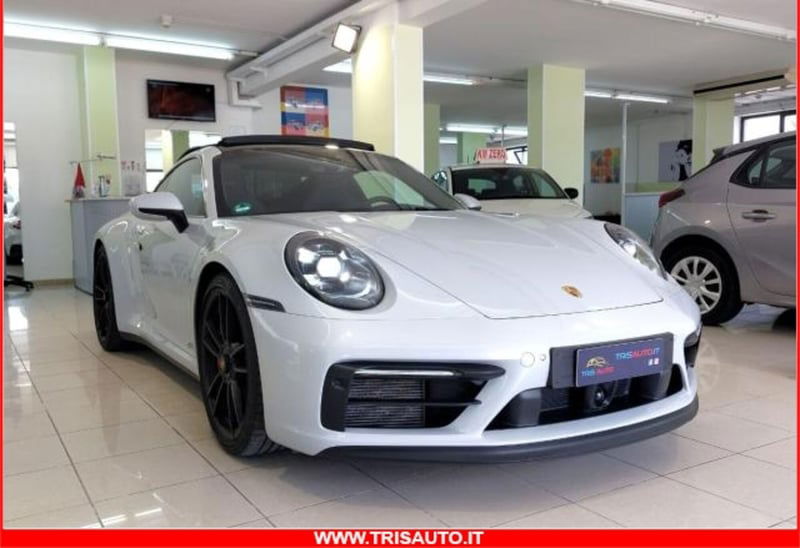 Porsche 911 Coupé 3.0 Carrera 4 GTS
