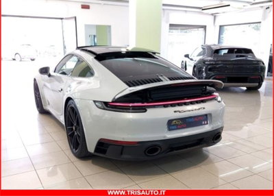 Porsche 911 Coupé 3.0 Carrera 4 GTS (2)