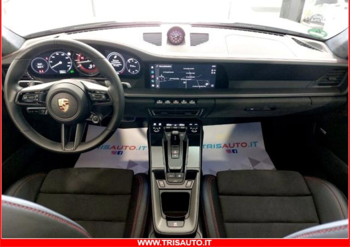 Porsche 911 Coupé 3.0 Carrera 4 GTS (6)