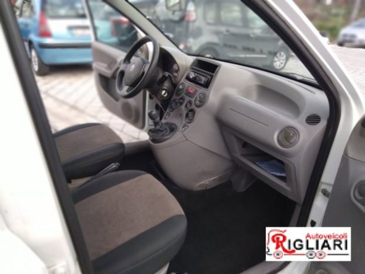 Fiat Panda 750 Young 2 (6)