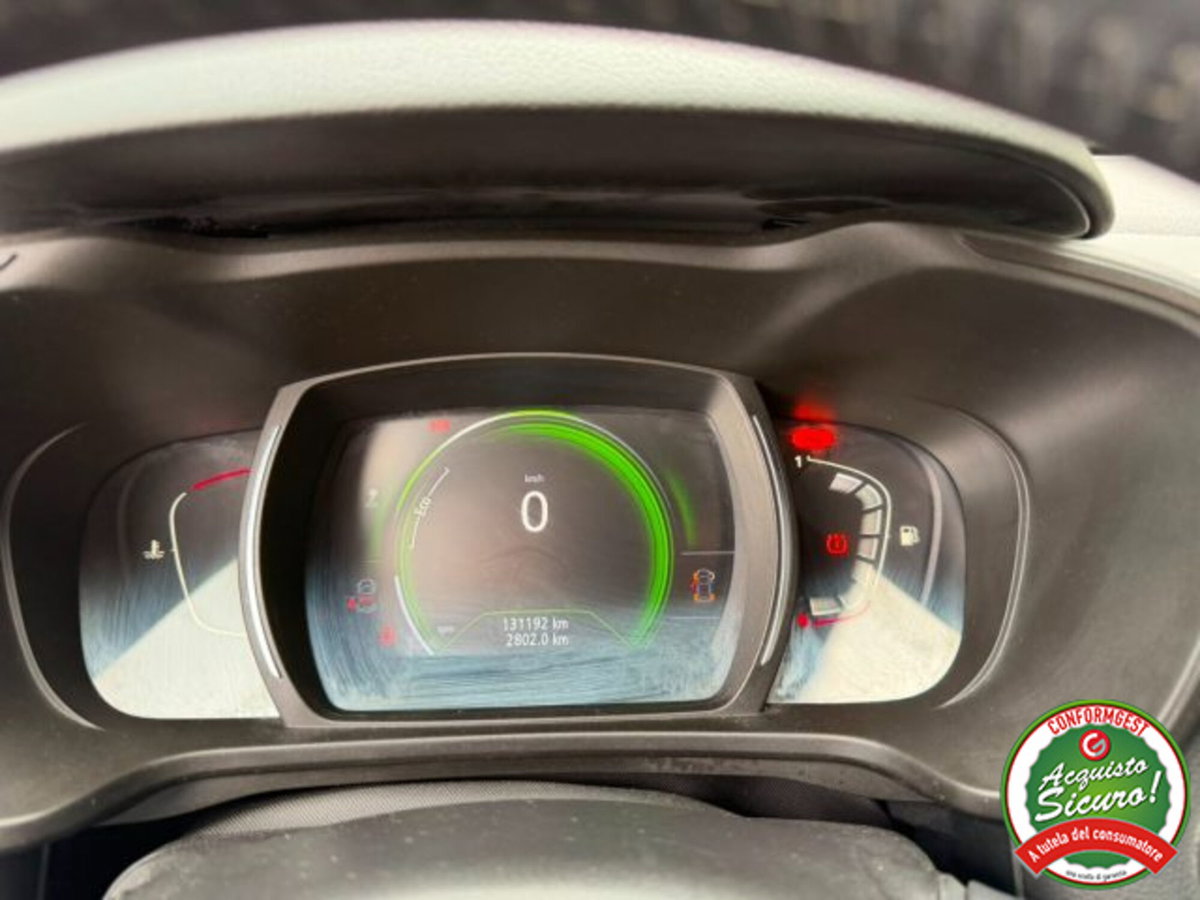Renault Kadjar 8V 110CV EDC Energy Intens (10)