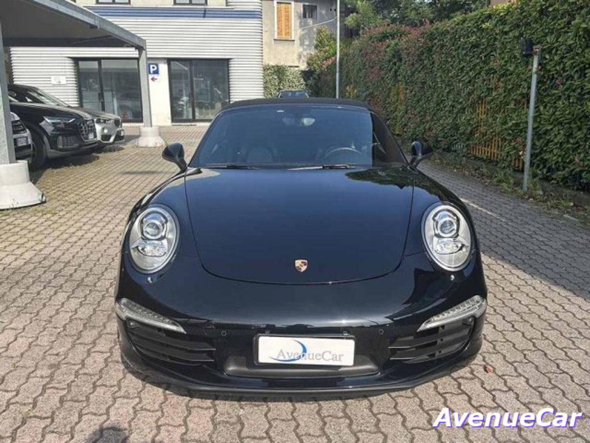 Porsche 911 Cabrio 3.4 Carrera (3)