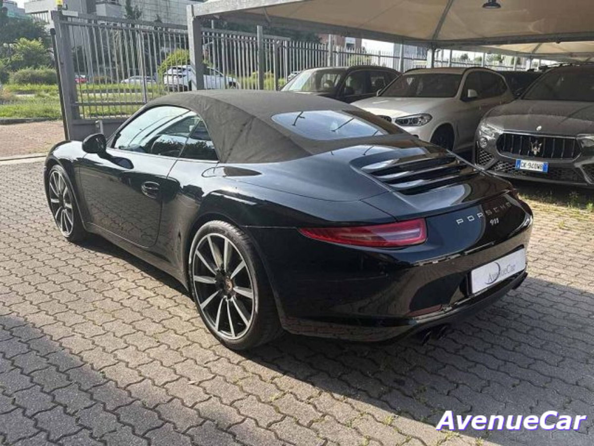 Porsche 911 Cabrio 3.4 Carrera (12)