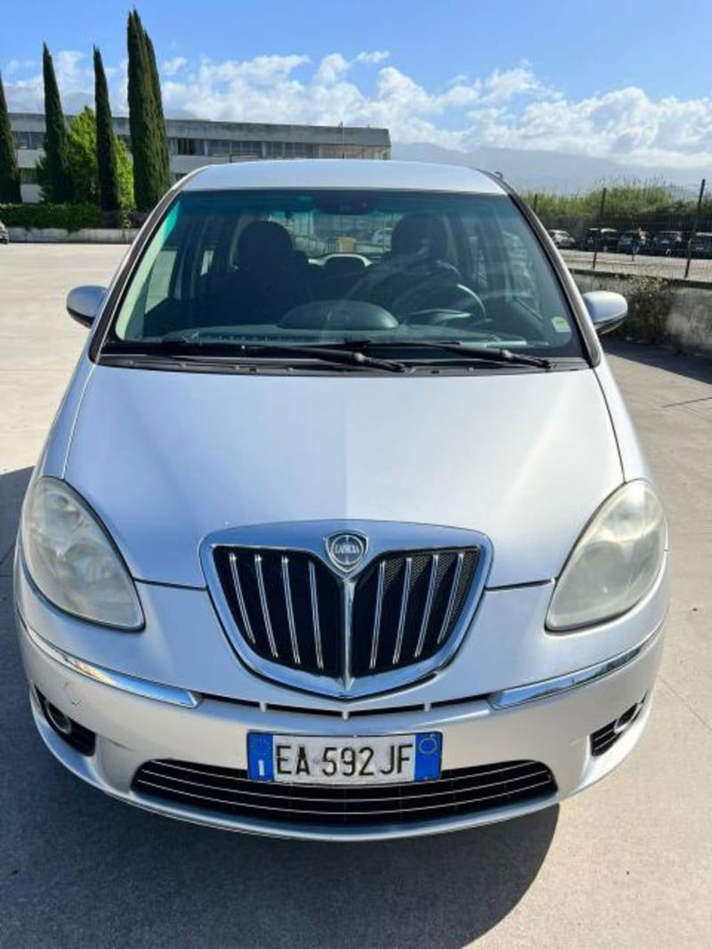 Lancia Musa 1.3 Mjt 95 CV DFN Platinum
