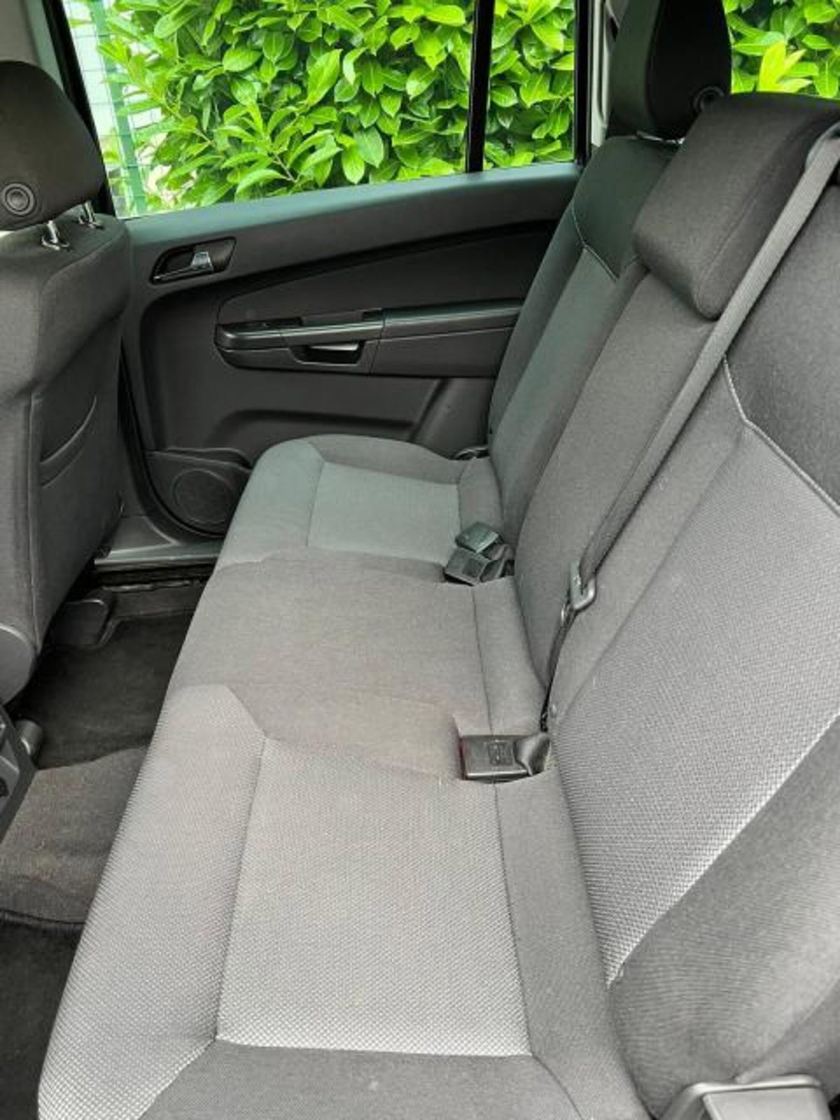 Opel Zafira 1.6 16V ecoM 150CV Turbo Cosmo (20)
