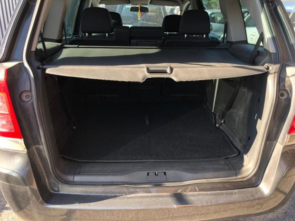 Opel Zafira 1.6 16V ecoM 150CV Turbo Cosmo (6)