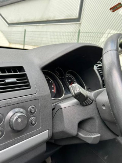 Opel Zafira 1.6 16V ecoM 150CV Turbo Cosmo (13)