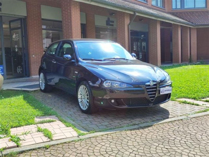 Alfa Romeo 147 1.6 16V TS 3 porte Distinctive usato