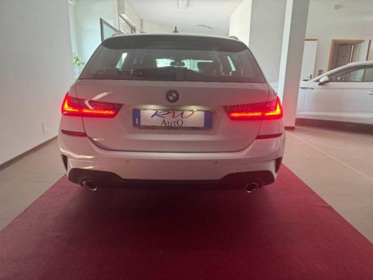 BMW Serie 3 Touring 320d  Msport (6)
