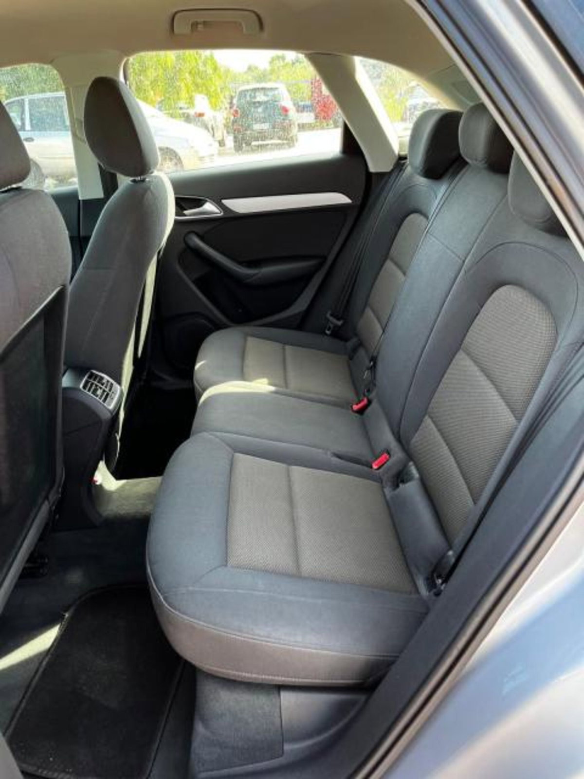 Audi Q3 2.0 TDI 150 CV (6)