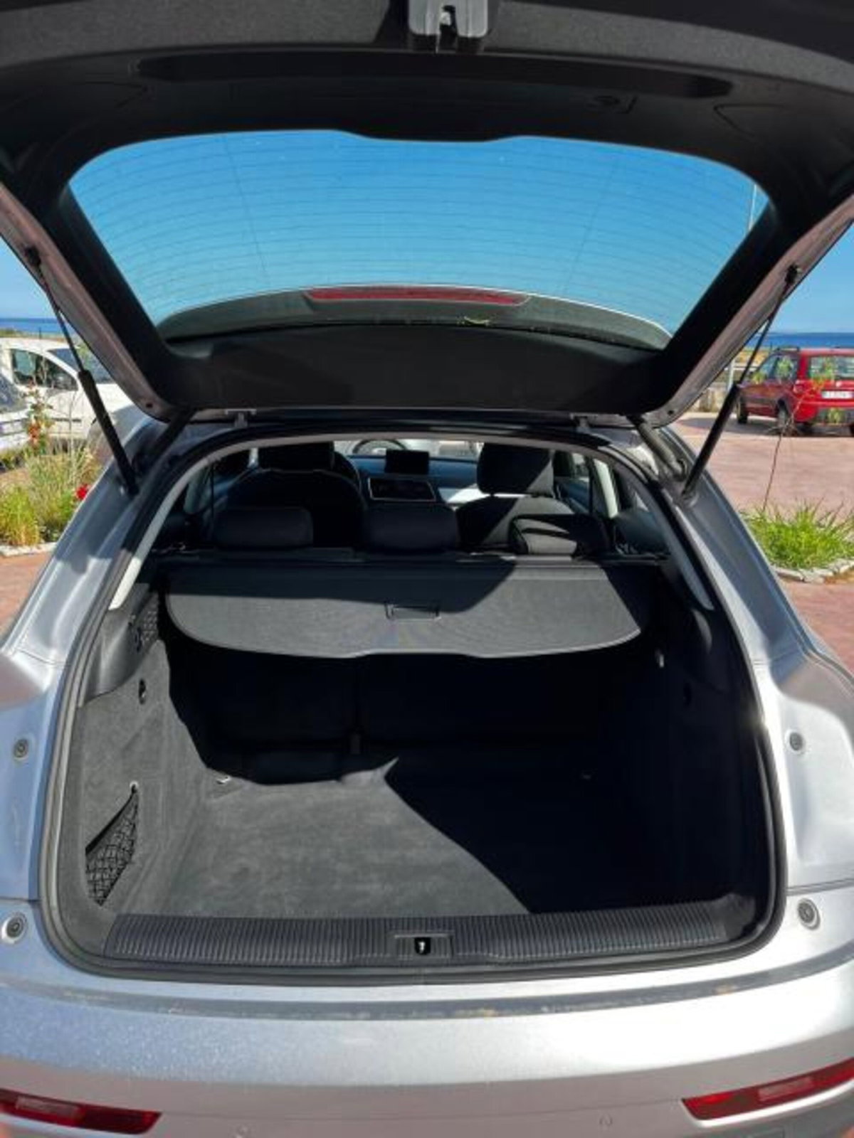 Audi Q3 2.0 TDI 150 CV (7)