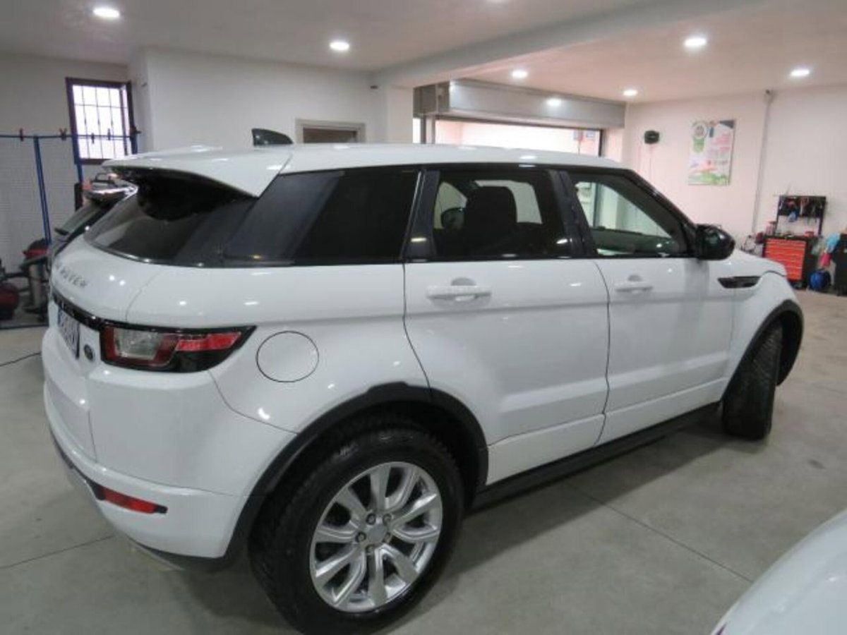 Land Rover Range Rover Evoque 2.0 TD4 180 CV 5p. SE Dynamic (3)