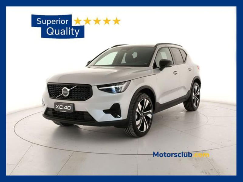 Volvo XC40 B3 automatico Plus Dark