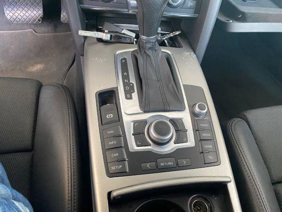 Audi A6 Avant 3.0 V6 TDI F.AP. quattro (10)