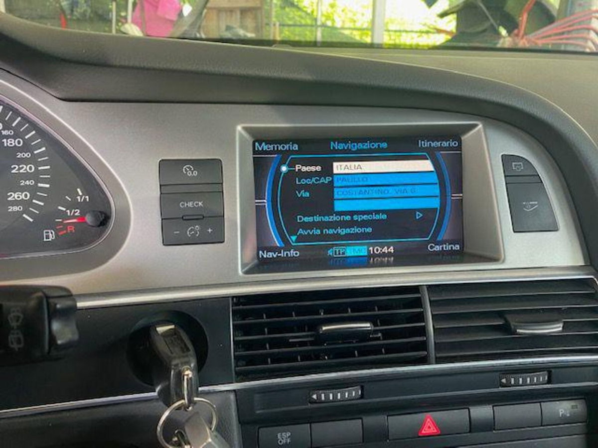 Audi A6 Avant 3.0 V6 TDI F.AP. quattro (11)